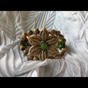 Hand-made green Bahamian adjustable bracelet